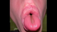 Dommylips makes taco tongue in public restroom Thumb